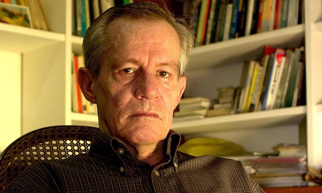 Imagem do evento: Nota editorial sobre falecimento de Marcus Figueiredo na Revista Dados, em agosto de 2014
